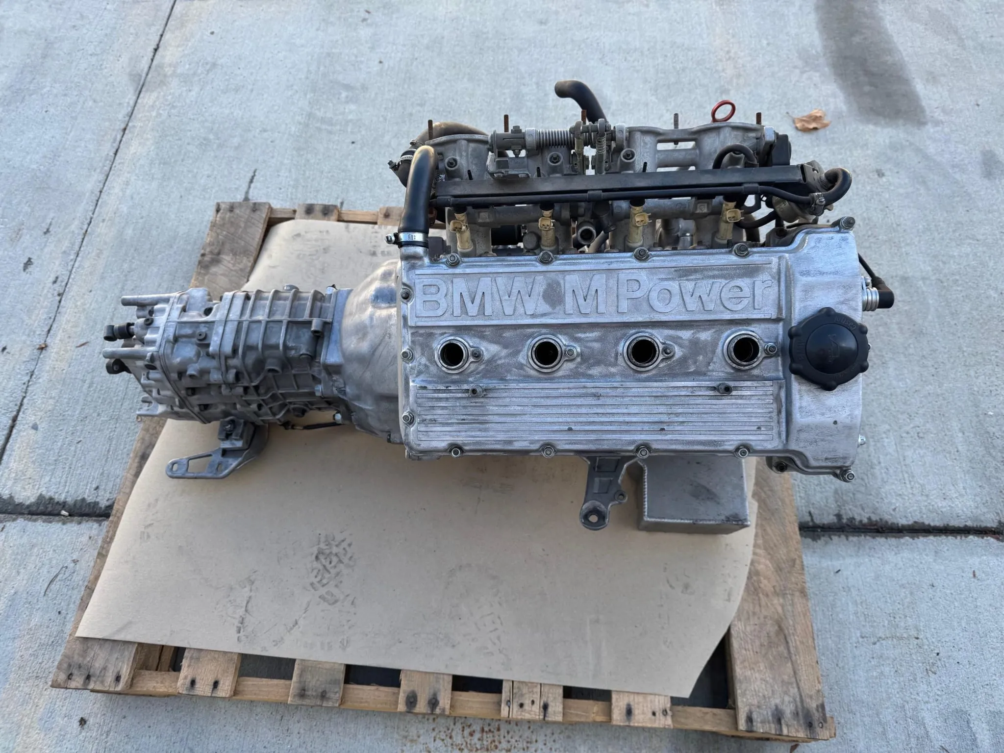 BMW S14 2.7L Engine and Getrag 5-Speed Gearbox BMW S14 2.7L Engine and Getrag 5-Speed Gearbox
