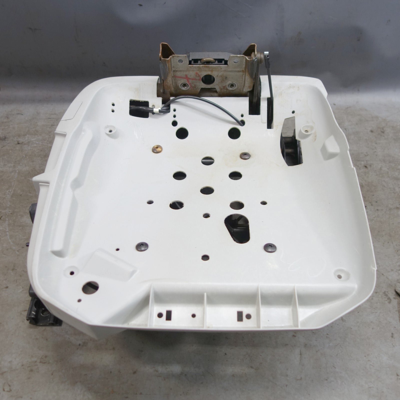 57_03cf2ef5-e280-43c6-af19-3dd0a9b1ec9c.jpg 94-99 BMW E36 Front Right Basic Seat Base Rail Pan Assembly Electric Grey OE - Image 1