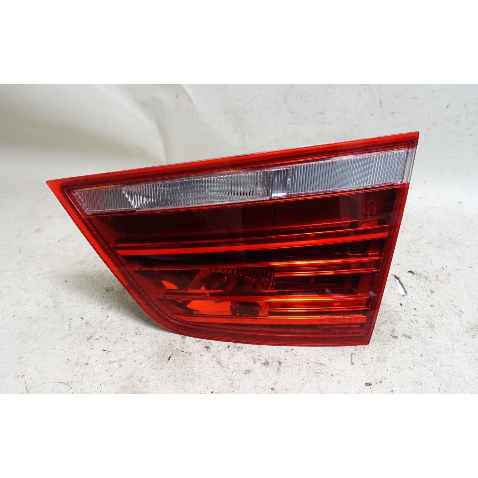 57_08a98f93-c1bb-47c6-87f0-4ca6f6d7a1eb.jpg Damaged BMW F25 X3 Right Inner Tail Light Trunk Lid Lamp OEM 2011-2017 - Image 1