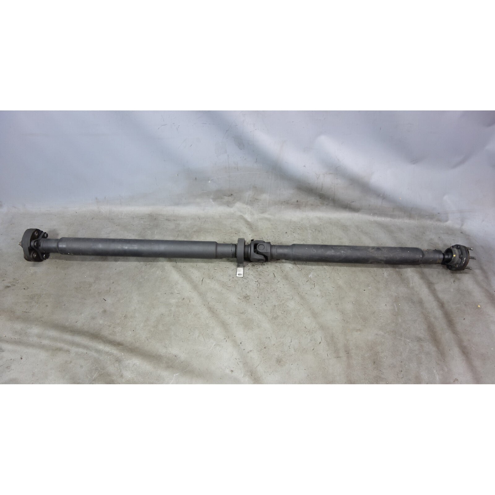 57_0bbb45a8-4ccf-4083-a3f7-b0475c23593e.jpg 2003 BMW E66 760Li N73 V12 Drive Propeller Shaft for Automatic Trans CV CSB OEM - Image 1