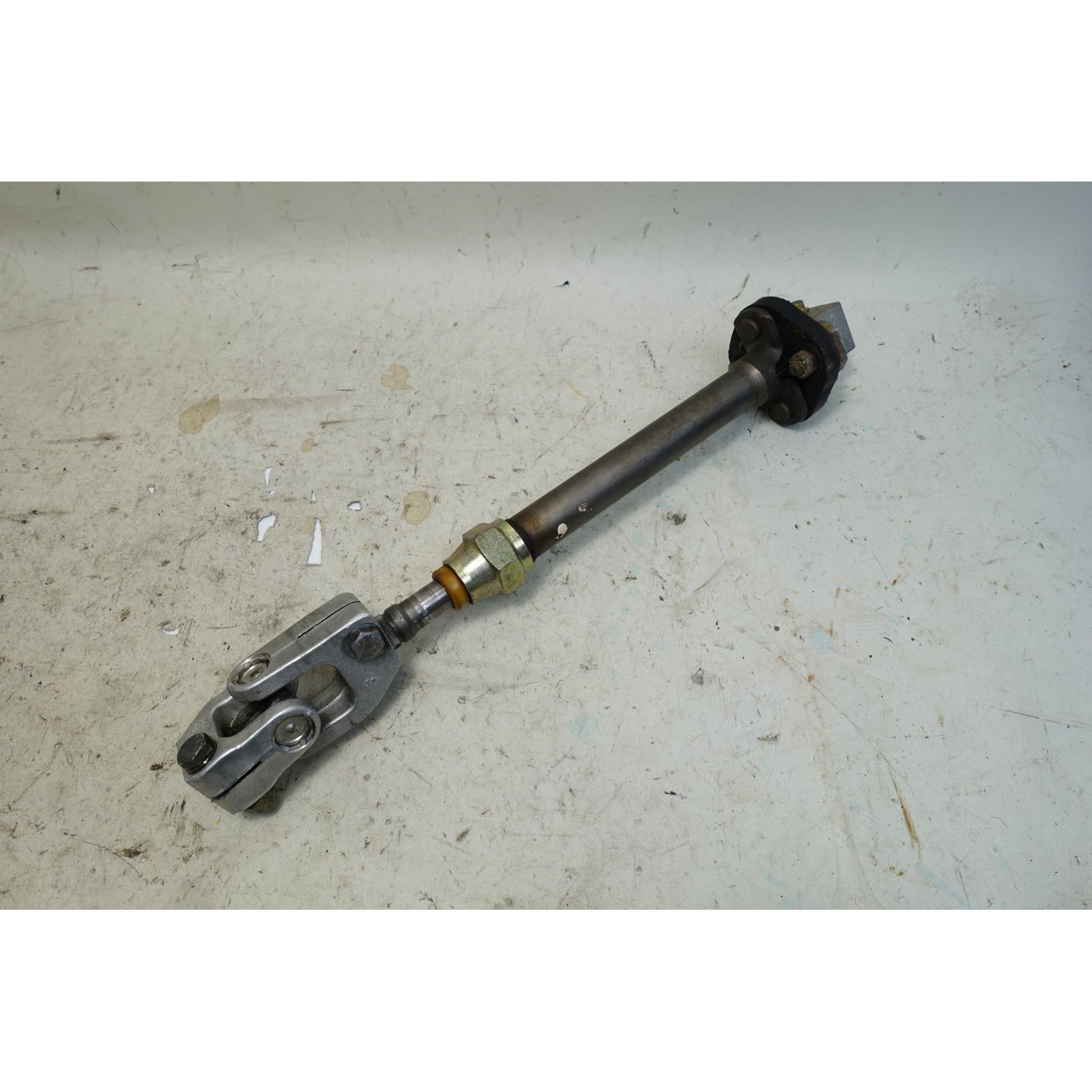 57_133a07a0-beef-4047-bb41-f8bd4236a4e0.jpg 1983-1989 BMW E24 E28 Lower Steering Column U Joint Assembly OEM - Image 1