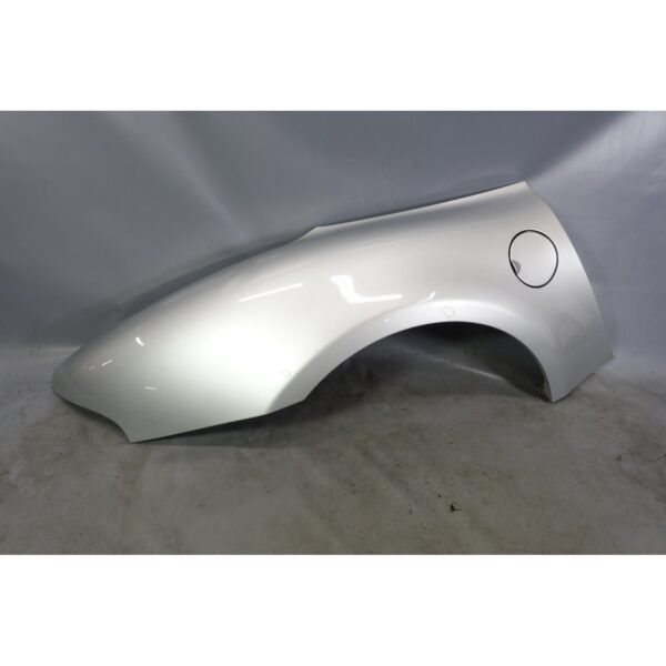 1999-2002 BMW Z3 6-Cyl Roadster Right Rear Fender Quarter Panel Titan Silver OEM