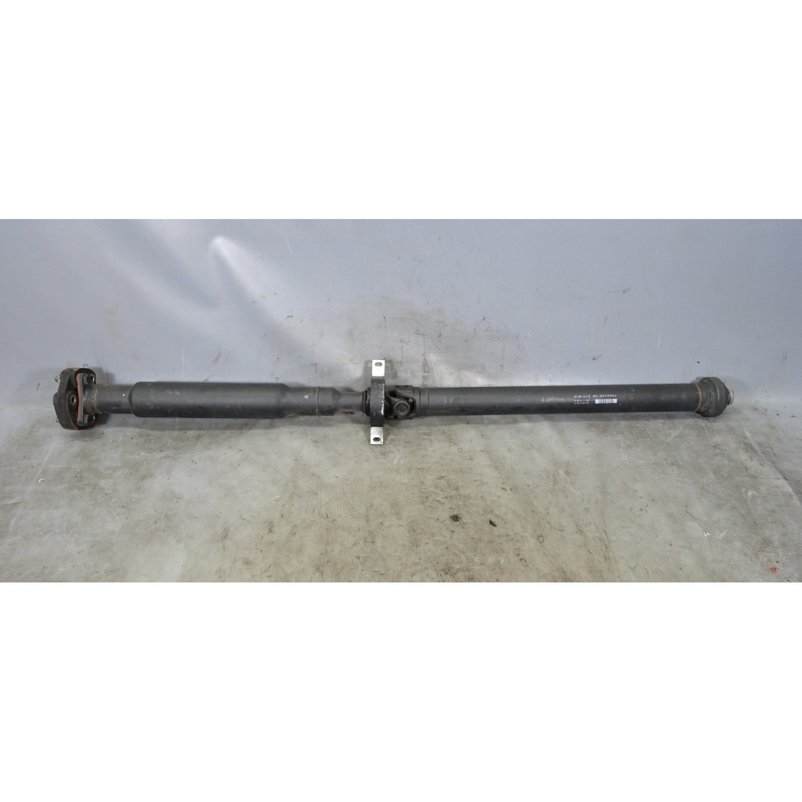 57_244949b3-f32c-4bf9-999a-a76e943c6c1f.jpg BMW E70 X5M E71 X6M Rear Driveshaft Propeller Shaft Auto Trans 2010-2014 OEM - Image 1