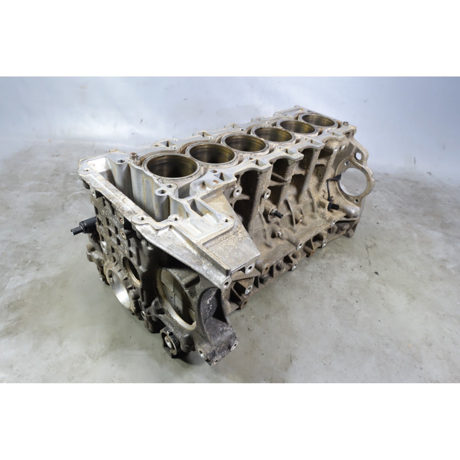 57_248d8a22-5ef7-46fc-be8c-3283bf978e37.jpg 2012-2019 BMW N55 F30 335i E90 F10 F01 3.0L Turbo Engine Cylinder Block Bare OEM - Image 1