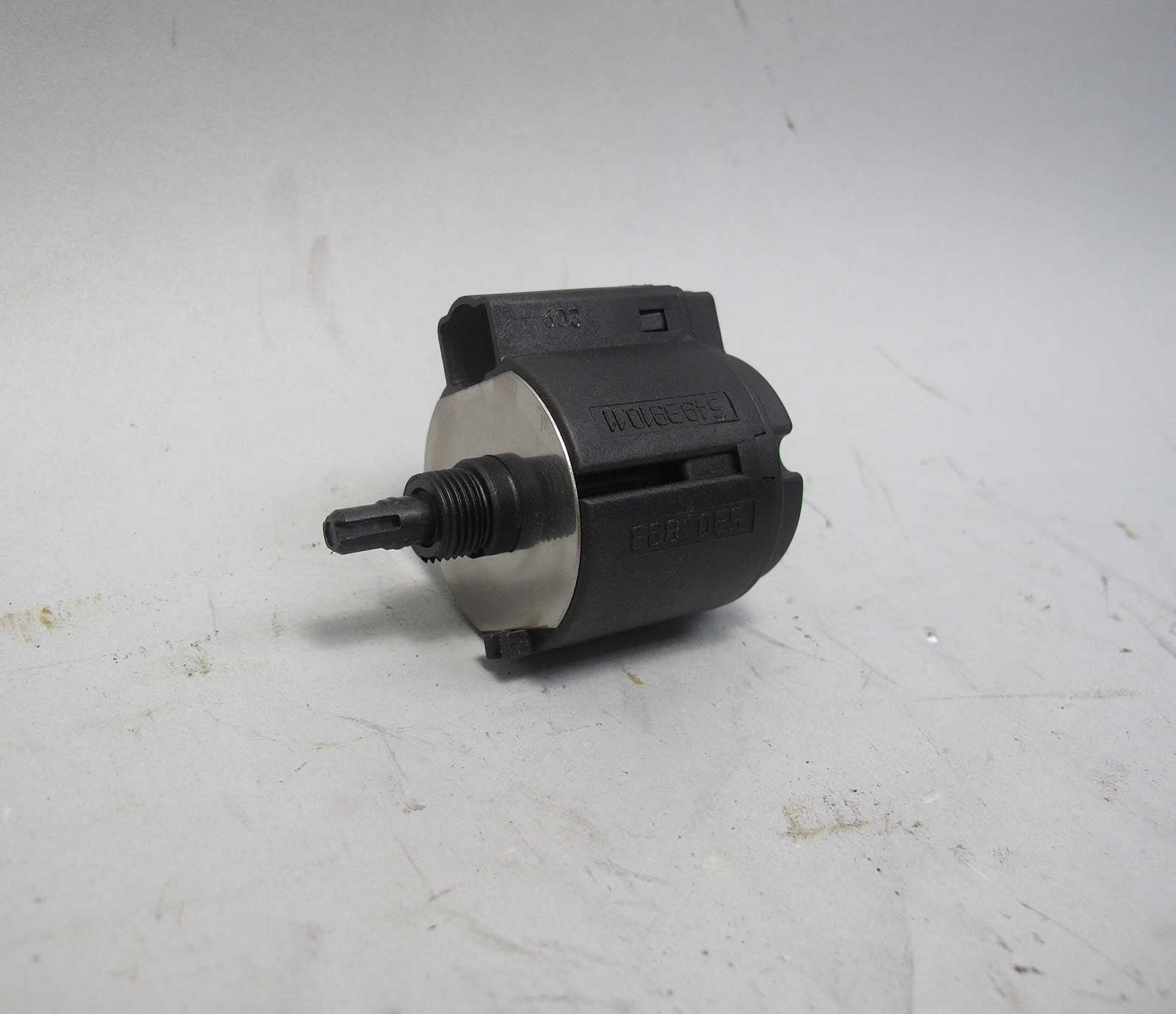 57_2706bcac-9586-4283-a933-c03c25a8df83.jpg 1997-2003 BMW E39 5-Series E38 7-Series Z8 Headlight Switch Knob OEM - Image 1