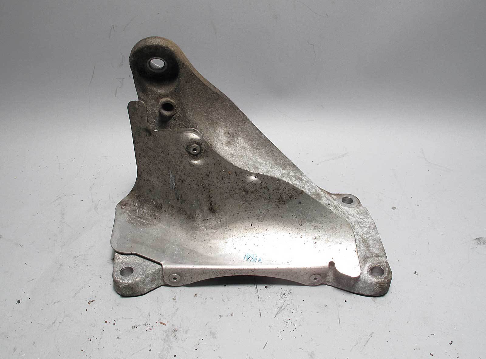 57_278ab0a0-69f1-4884-9eec-bb6fa3d33cc4.jpg BMW S65 E90 E92 M3 ///M Left Engine Support Arm Bracket Mount 2008-2013 USED OEM - Image 1
