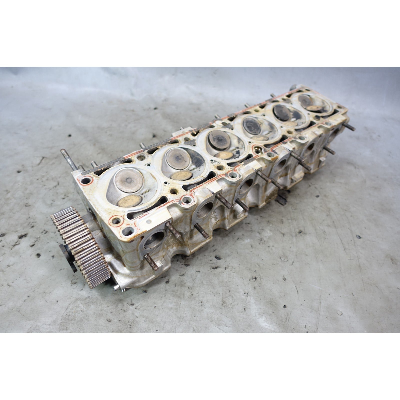 57_2911a175-c771-4fec-b958-625970454e52.jpg Damaged 1984-1986 BMW E30 325e E28 M20 2.7L ETA Cylinder Head with Camshaft OEM - Image 1