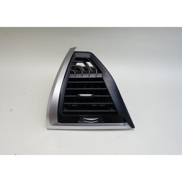 2018-2021 BMW G01 X3 G02 X3 Factory Left Dashboard Air Outlet Vent OEM