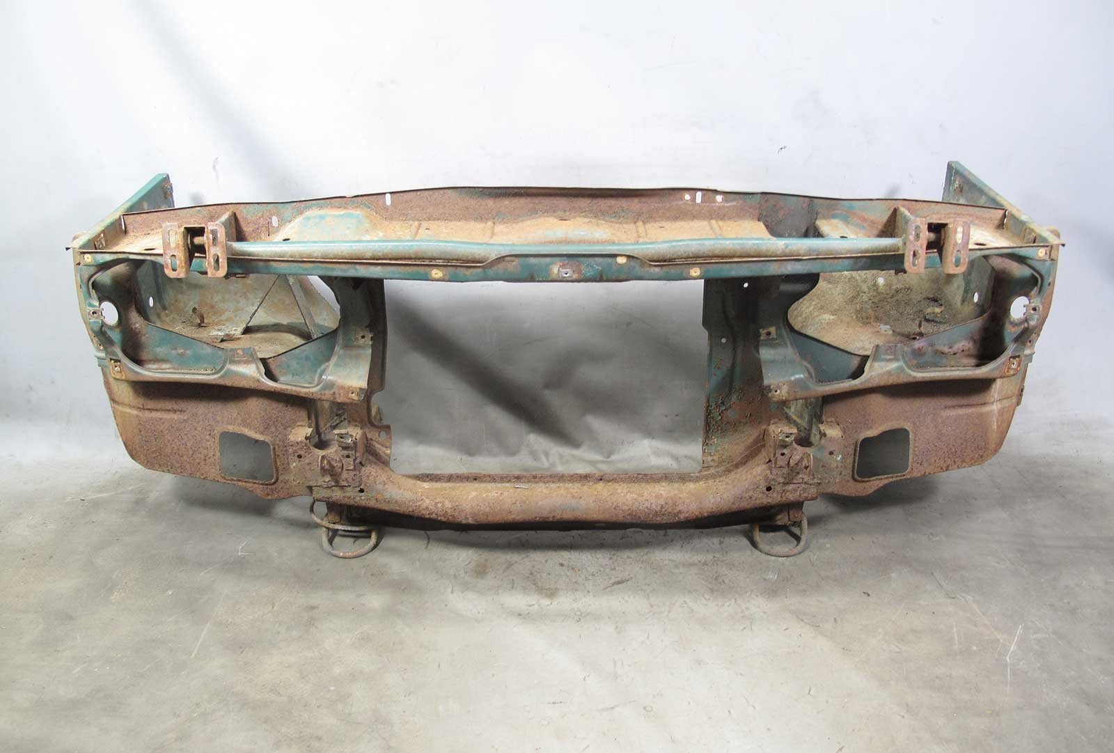 57_2c513048-265e-4fcd-85ee-4092e875a31f.jpg 1977-1979 BMW E21 320i Early Front Frame Rail Nose Panel Cut Body Panel OEM - Image 1