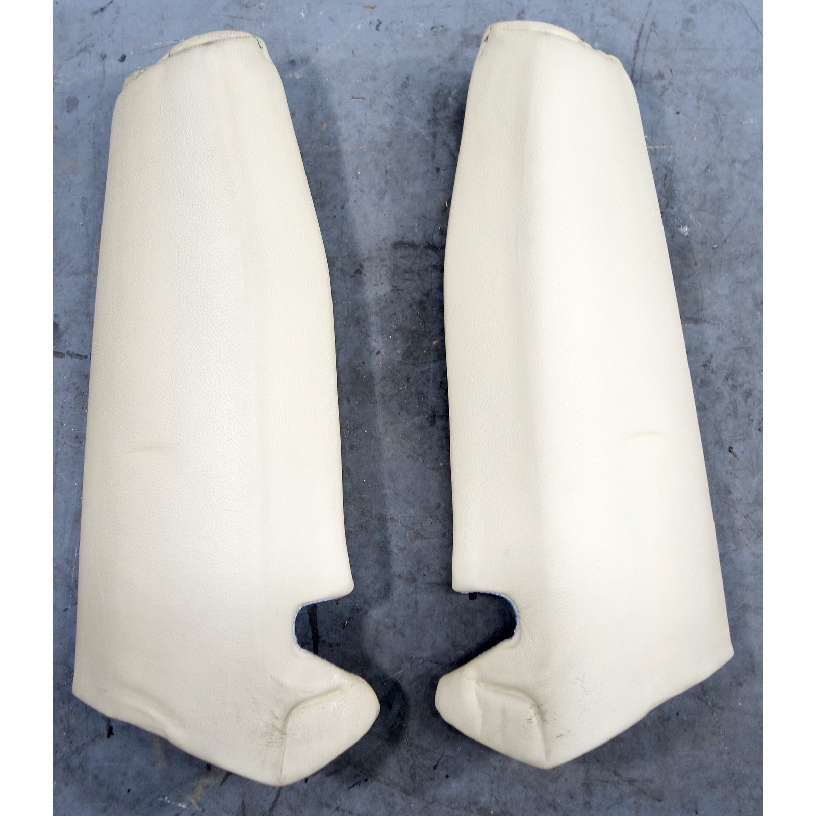 57_31311981-b3e3-4b61-ba9a-a3e83a344a01.jpg 2007-2010 BMW E93 3-Series Convertible Rear Seat Side Bolster Pair Beige Leather - Image 1