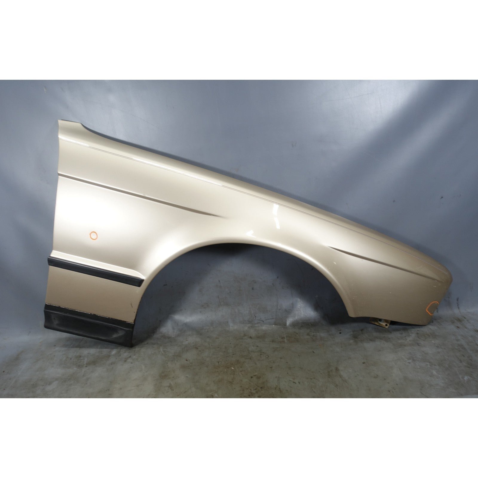57_33480684-11af-466b-bb73-fb0ea701c4a2.jpg 89-95 BMW E34 5-Series Right Front Fender Quarter Panel Kashmir Beige 301 OEM - Image 1