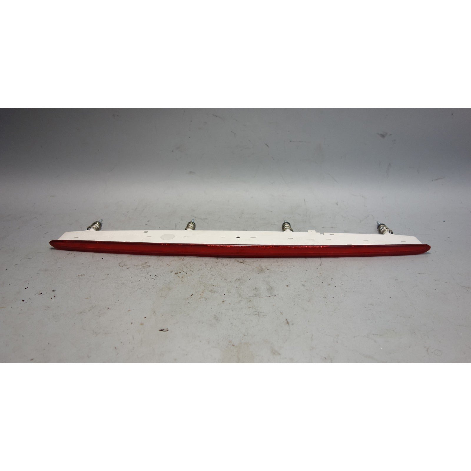 57_3f92e359-3d4f-4b89-b129-2d322d197c26.jpg Damaged 2008-2013 BMW E82 E88 1-Series Factory Third Brake Stop Lamp Red OEM - Image 1