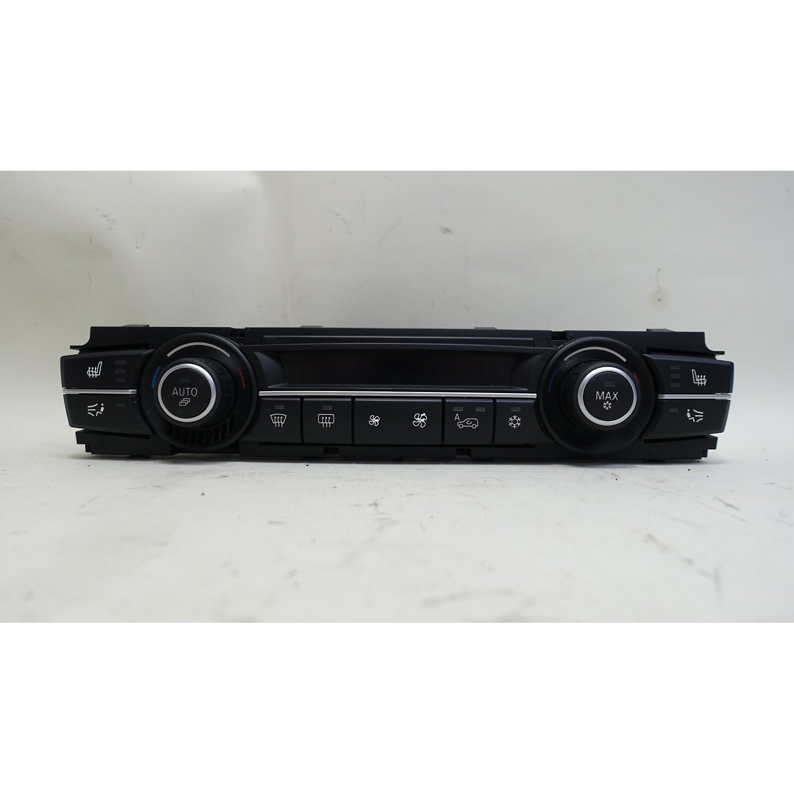 57_433584a1-8673-4d62-ac0d-833e62fcbfed.jpg Damaged 2010-2012 BMW E70 X5 E71 X6 Automatic Climate Control Unit Seat Heat OEM - Image 1