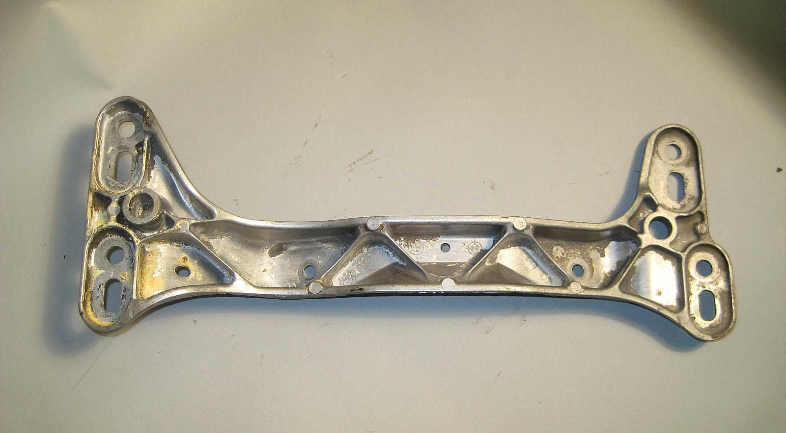 57_44023b04-6a57-4322-8e75-aa6edfddeff2.jpg 1992-2002 BMW E36 Z3 Manual Transmission Crossmember Support Bracket OEM - Image 1