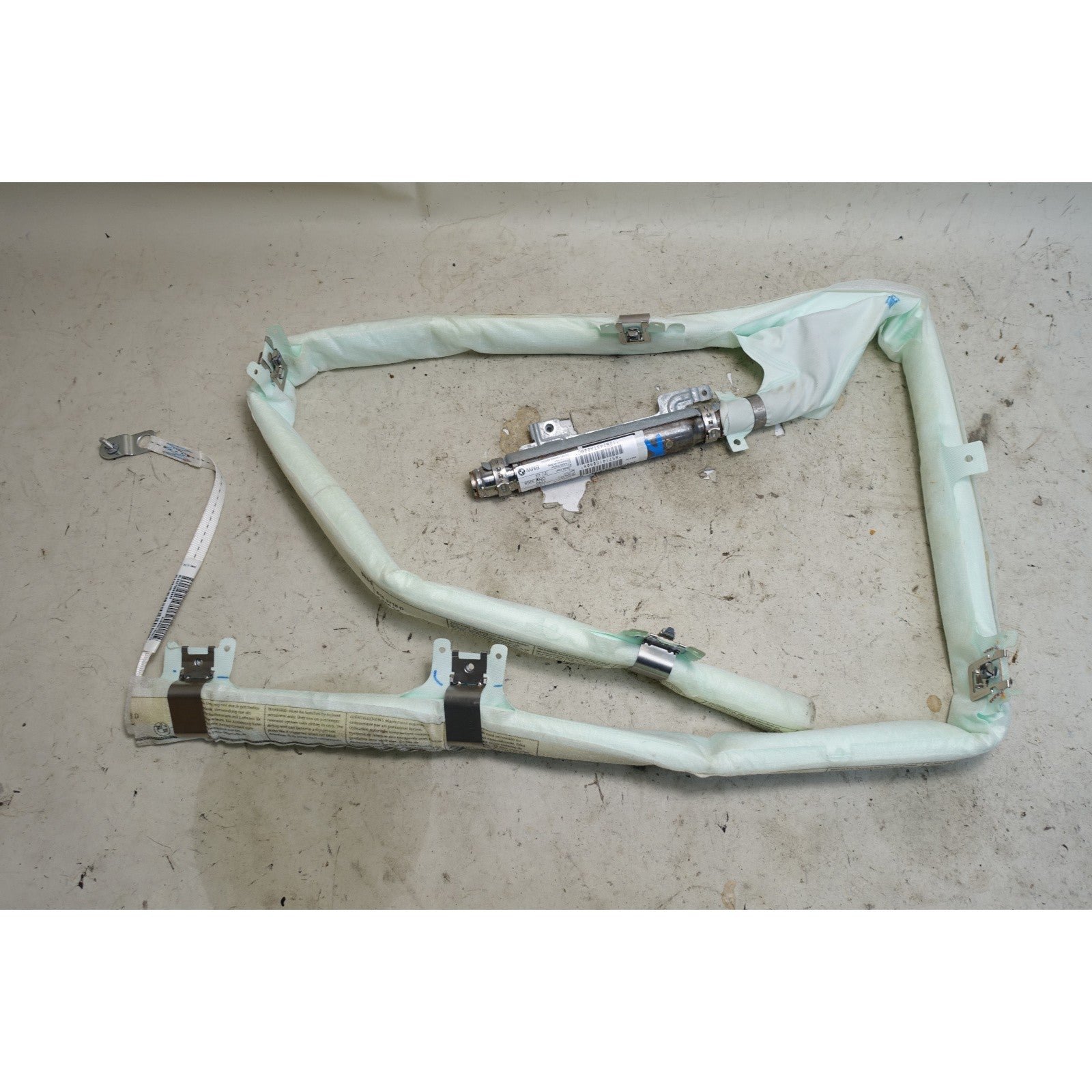 57_4b2771ec-eddc-460f-8109-db22b99e1832.jpg BMW E70 E70N X5 SAV Factory Right Head Curtain SRS Passengers OEM 54719 - Image 1