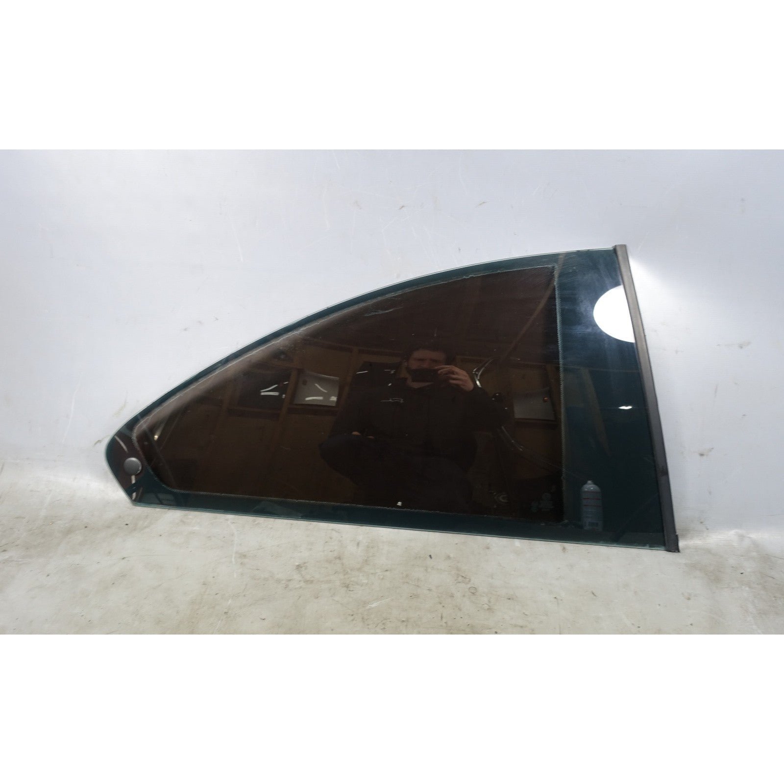 57_4cf126f3-f39d-4160-88c3-73aad4d0df4e.jpg BMW E46 3-Series Right Rear Quarter Vent Window Glass 2000-2006 OEM - Image 1