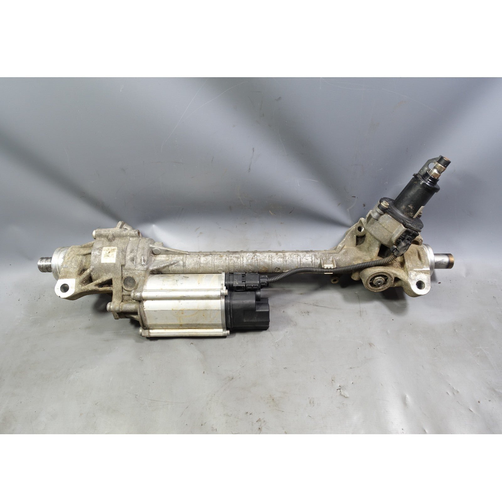 57_4e2a4c37-541f-4aab-ac49-85ddb2eff0c9.jpg 12-16 BMW F10 528Xi Sedan Factory Electric Power Steering Rack and Pinion OEM - Image 1
