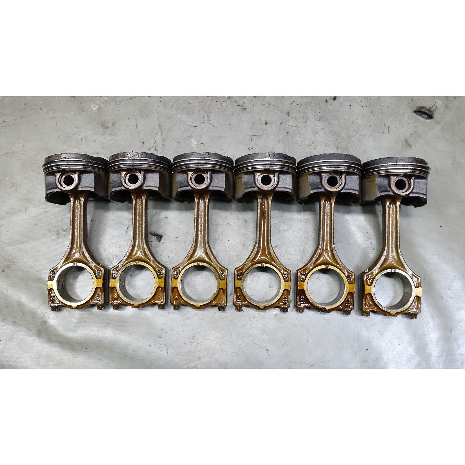 57_5677d7ec-ecca-41ee-8d5e-ba7b418d1963.jpg 1997-1998 BMW Z3 2.8 Roadster M52 2.8L Piston and Connecting Rod Set of 6 OE - Image 1