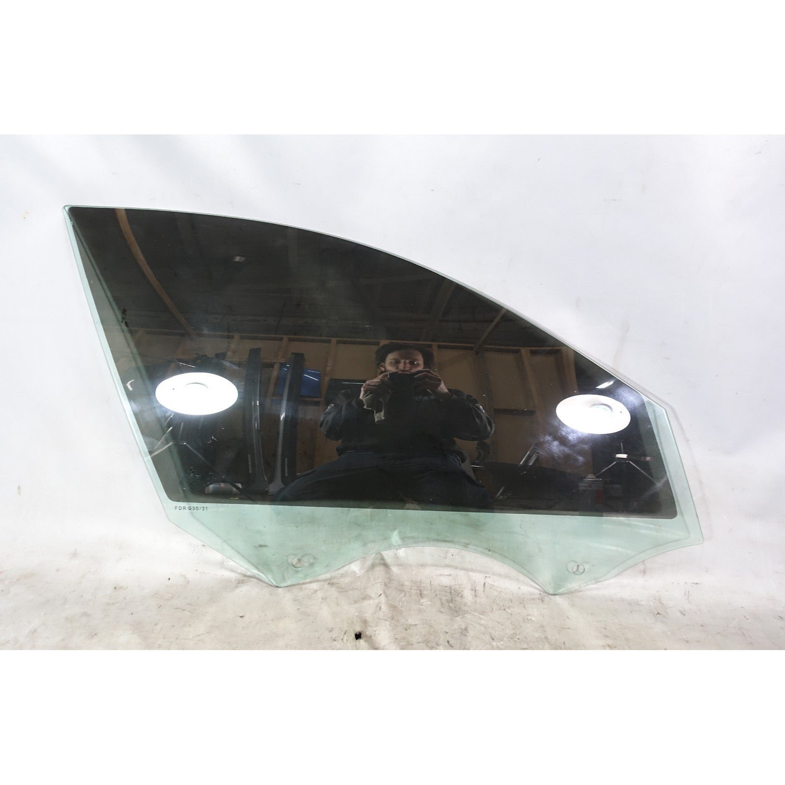 57_56f3a4bb-a10f-43bb-ab4f-68e0cdc3d56d.jpg 2017-2023 BMW G30 5-Series F90 M5 Factory Right Front Passenger Window Glass OEM - Image 1