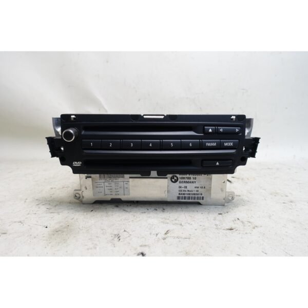 Damaged BMW E9x 3-Series CCC Head Unit Navigation CD Radio Player 2007-2008 OEM