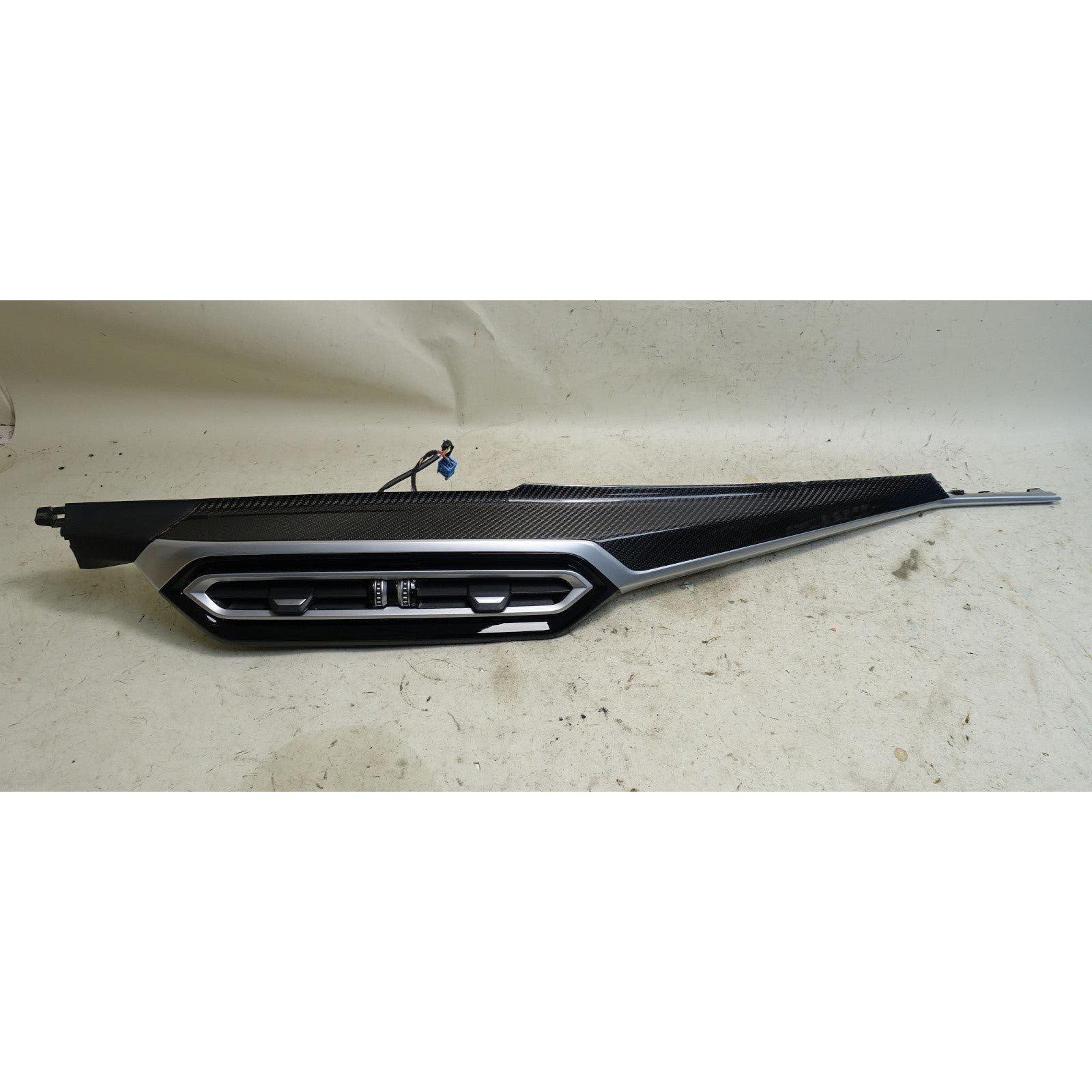 57_5a3abd89-2245-4332-8c95-794ea0222821.jpg Damaged 2023-2025 BMW G80 M3 G82 M4 Front Dash Trim Strip Carbon Fiber Vents OEM - Image 1