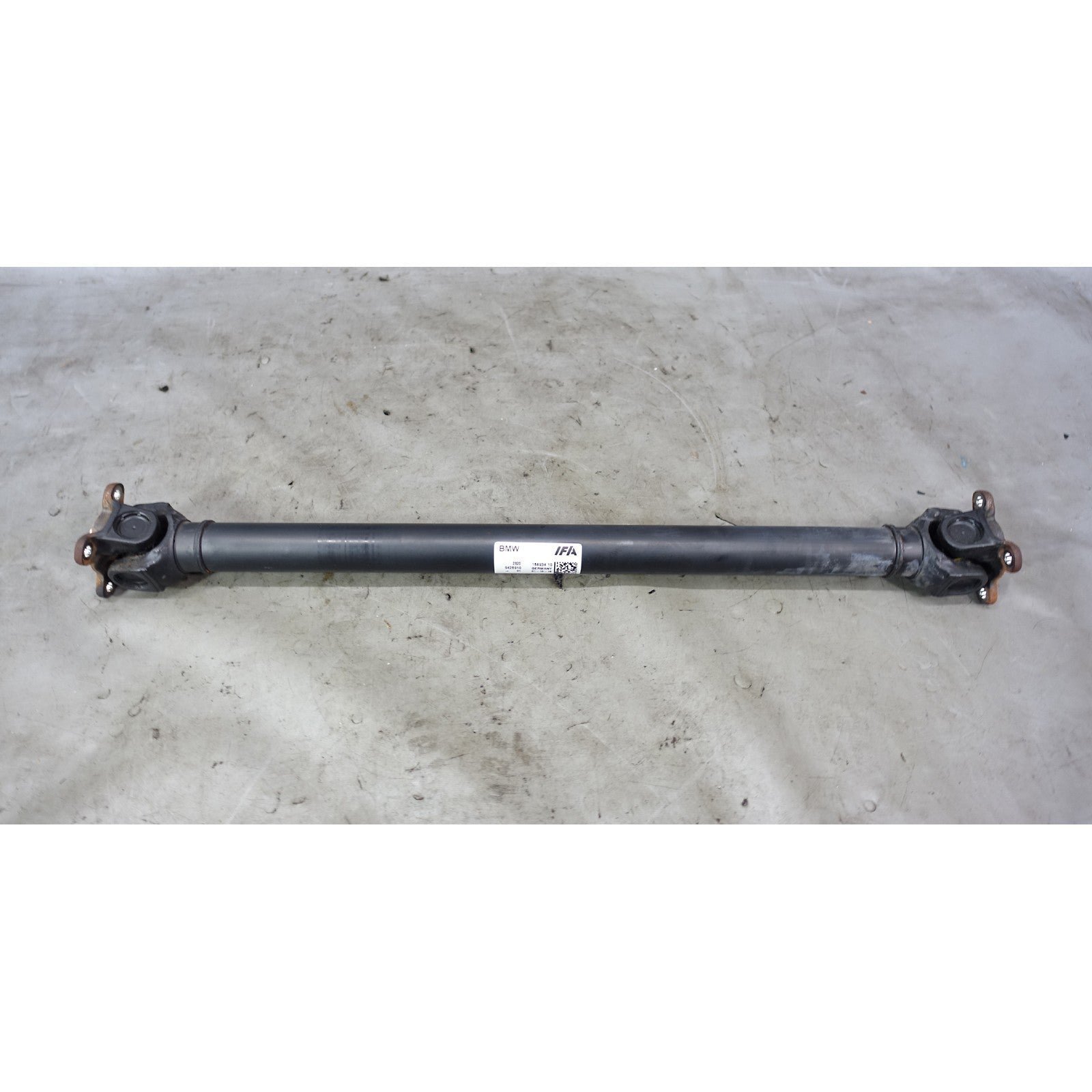 57_621784b5-78fe-431b-ac2b-099b663d22ba.jpg Damaged 2019-2020 BMW F30 3-Series 4-Series Front Drive Prop Shaft U-Joints OEM - Image 1