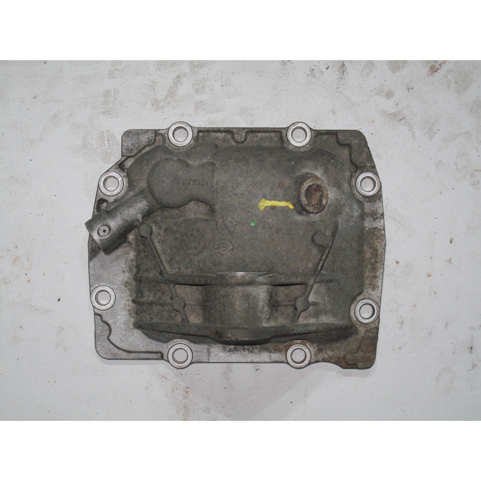 57_653ae0ff-9bbc-4c41-abfa-0fd48fad73df.jpg BMW E46 3-Series E83 X3 Rear Differential Cover Mount Bracket 1999-2010 OEM - Image 1