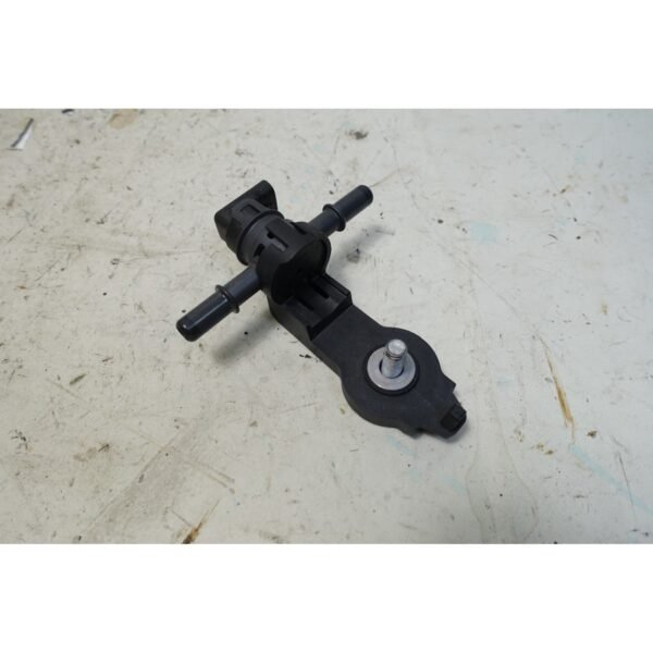 23-25 BMW X2 U10 X1 U11 F74 B48 Fuel Pressure Sensor w Bracket OEM