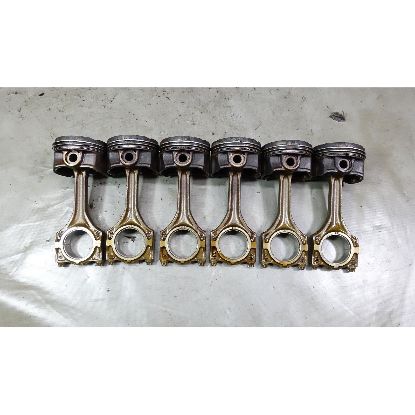 57_658b7b3d-006f-4c35-9726-4980c4d53e85.jpg 1996-1999 BMW M52 2.8L 6-Cylinder E36 E39 Piston Connecting Rod Set of 6 OE - Image 1