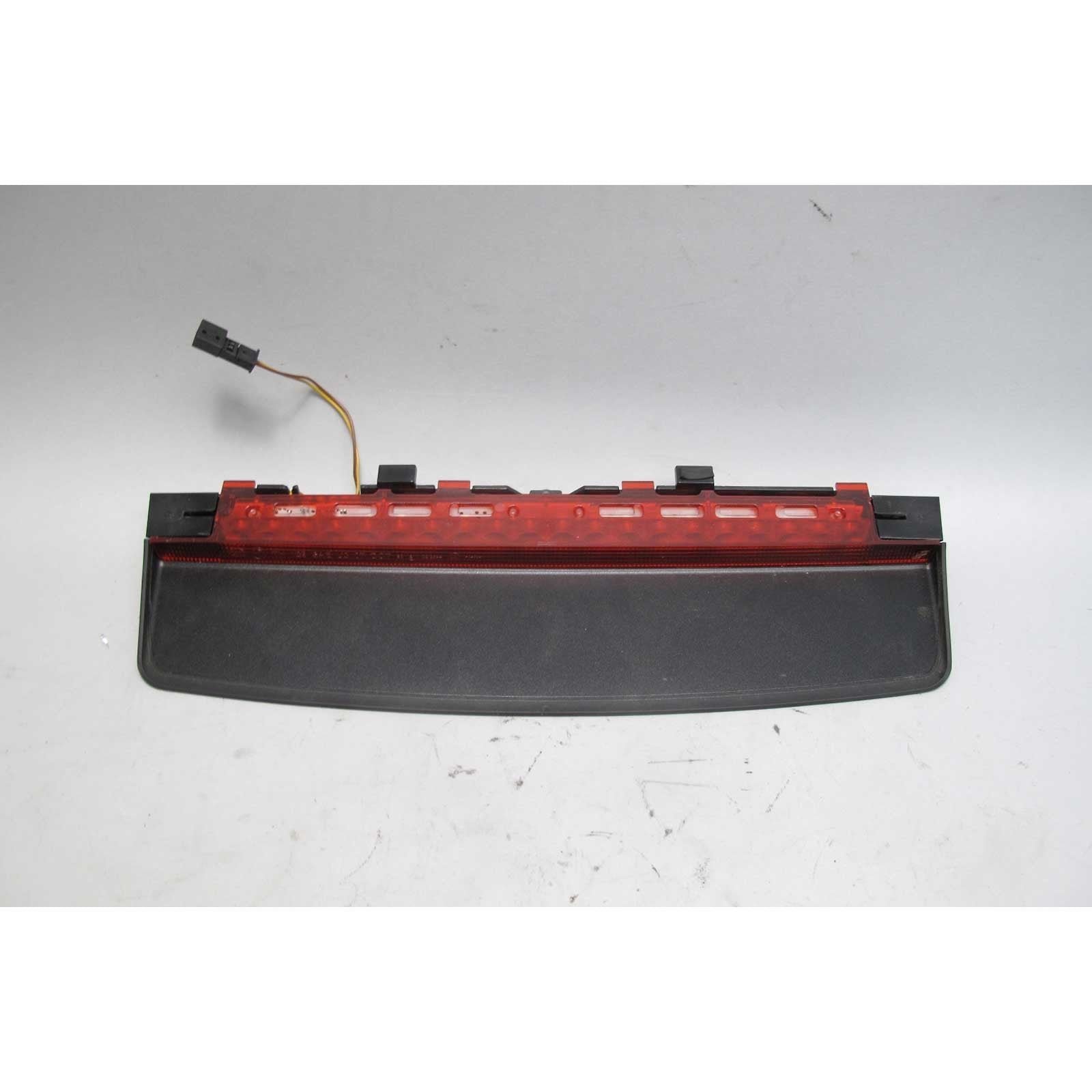 57_699d21d6-32fc-4725-95ee-fa147bd3e680.jpg 2009-2015 BMW F01 F02 7-Series 3rd Third Brake Stop Light Lamp LED CHMSL USED OE - Image 1