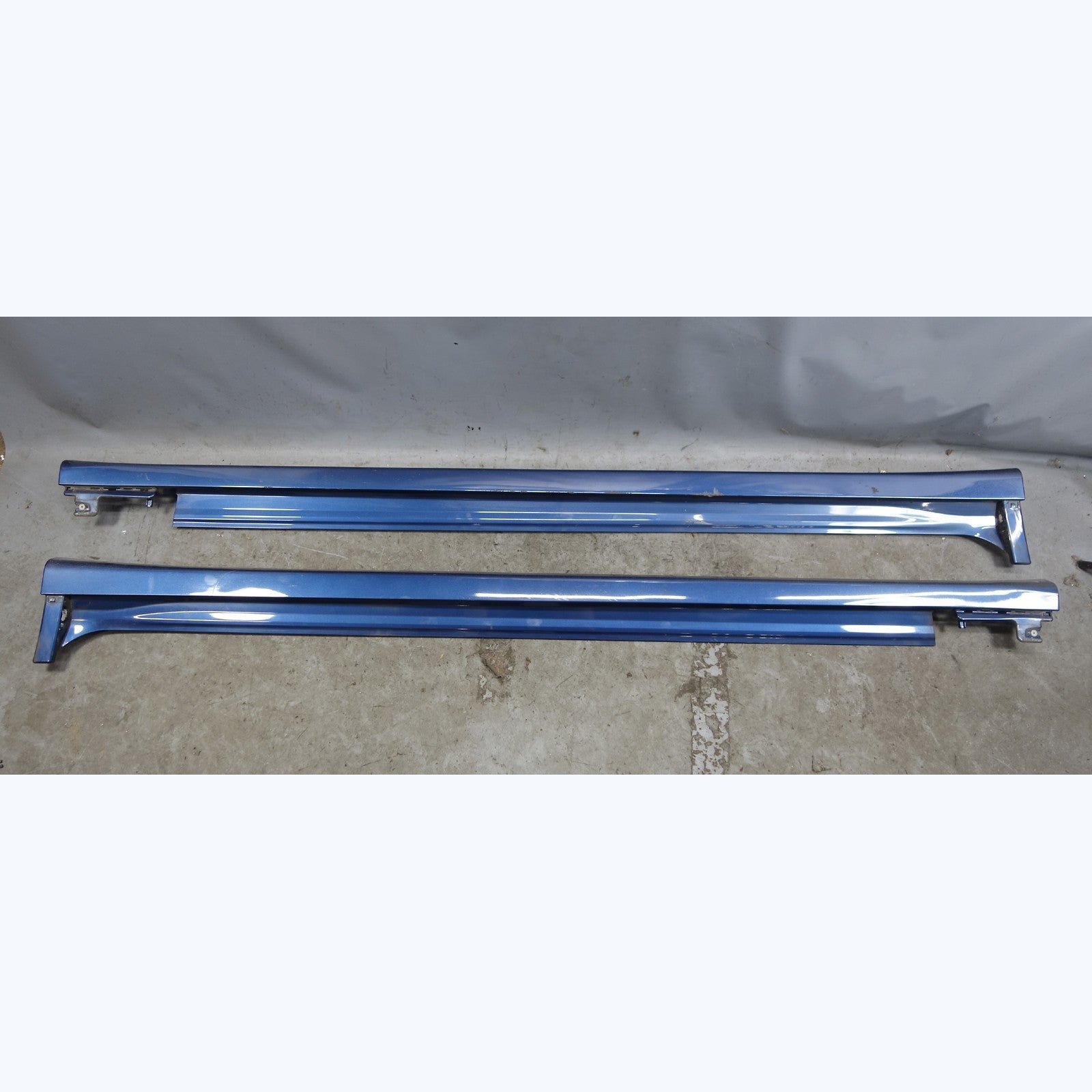 57_6c0af062-e0c8-4190-881c-540941dcc545.jpg 18-24 BMW G01 X3 G02 X4 X3M Factory M-Sport Side Skirt Pair Phytonic Blue OEM - Image 1