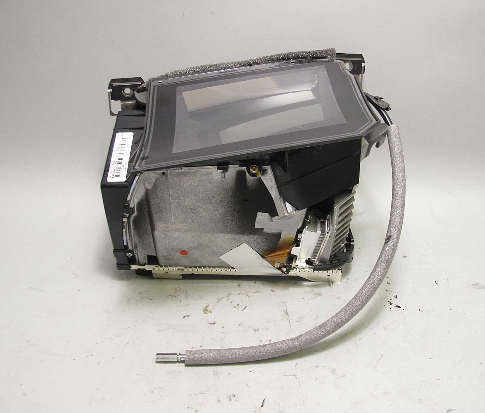 57_6d5ca80f-52c5-4718-b62d-be90981a09ab.jpg BMW E60 E61 5-Series Heads Up Information Display Projector Assembly 2004-2010 - Image 1