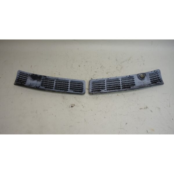 1984-1993 BMW E30 3-Series Air Inlet Cowl Hood Intake Grille Pair Left Right