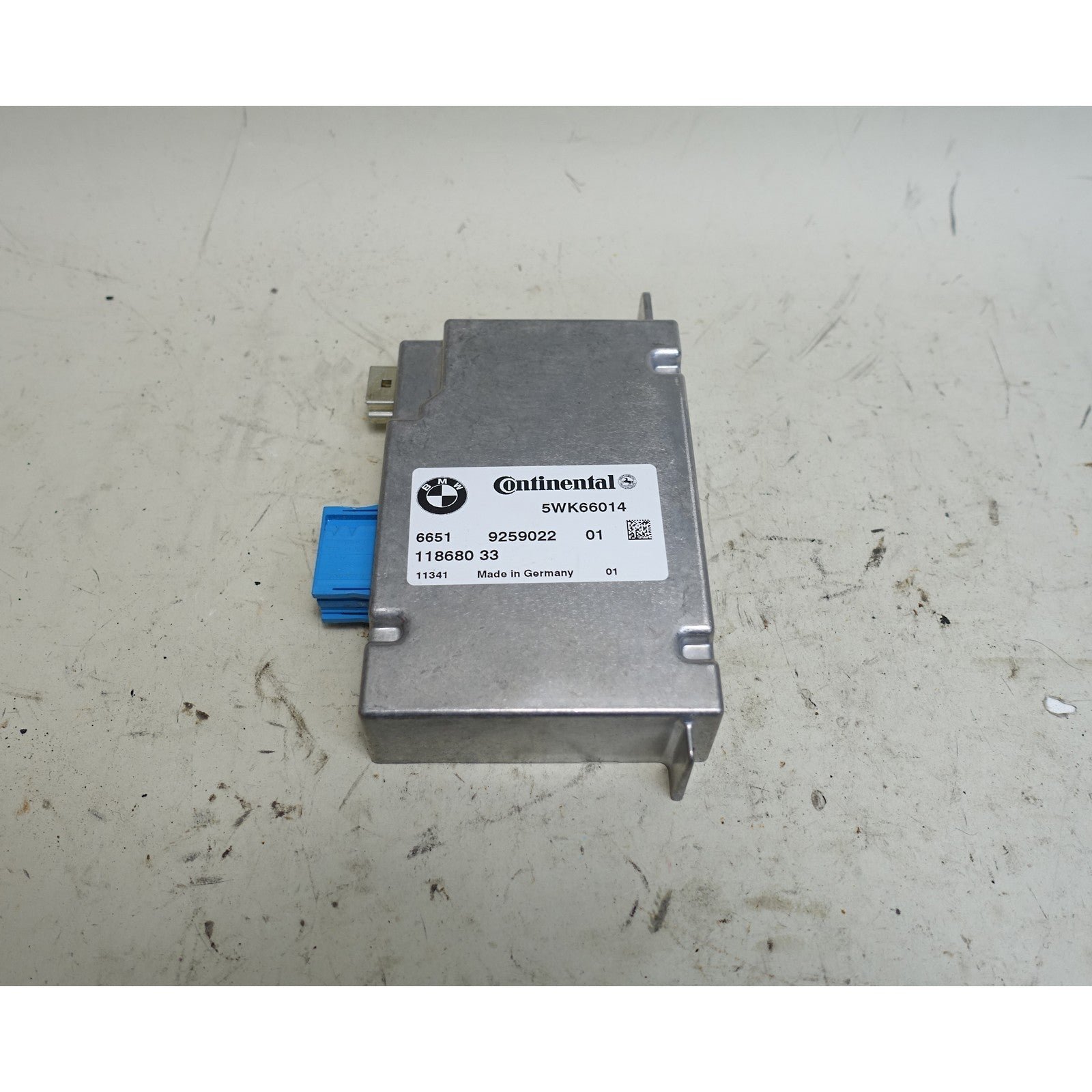 57_752f7cf1-49b0-4b4e-a4fb-58472792bbca.jpg 08-14 BMW E71 X5 E70 X5 Camera-Based System Control Unit Module Lane-Depart OEM - Image 1