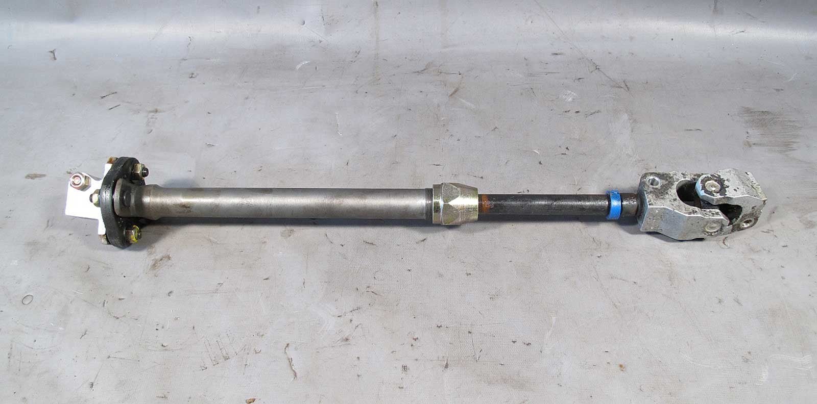 57_765ce2fd-3d81-43a4-ade3-2ec02e937da0.jpg BMW E34 5-Series E32 E31 Lower Steering Column Linkage U-Joint OEM 1991-1997 - Image 1