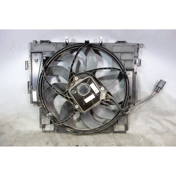 Damaged 2012-2016 BMW F10 528i N20 4-Cyl Factory Engine Cooling Fan Electric OEM