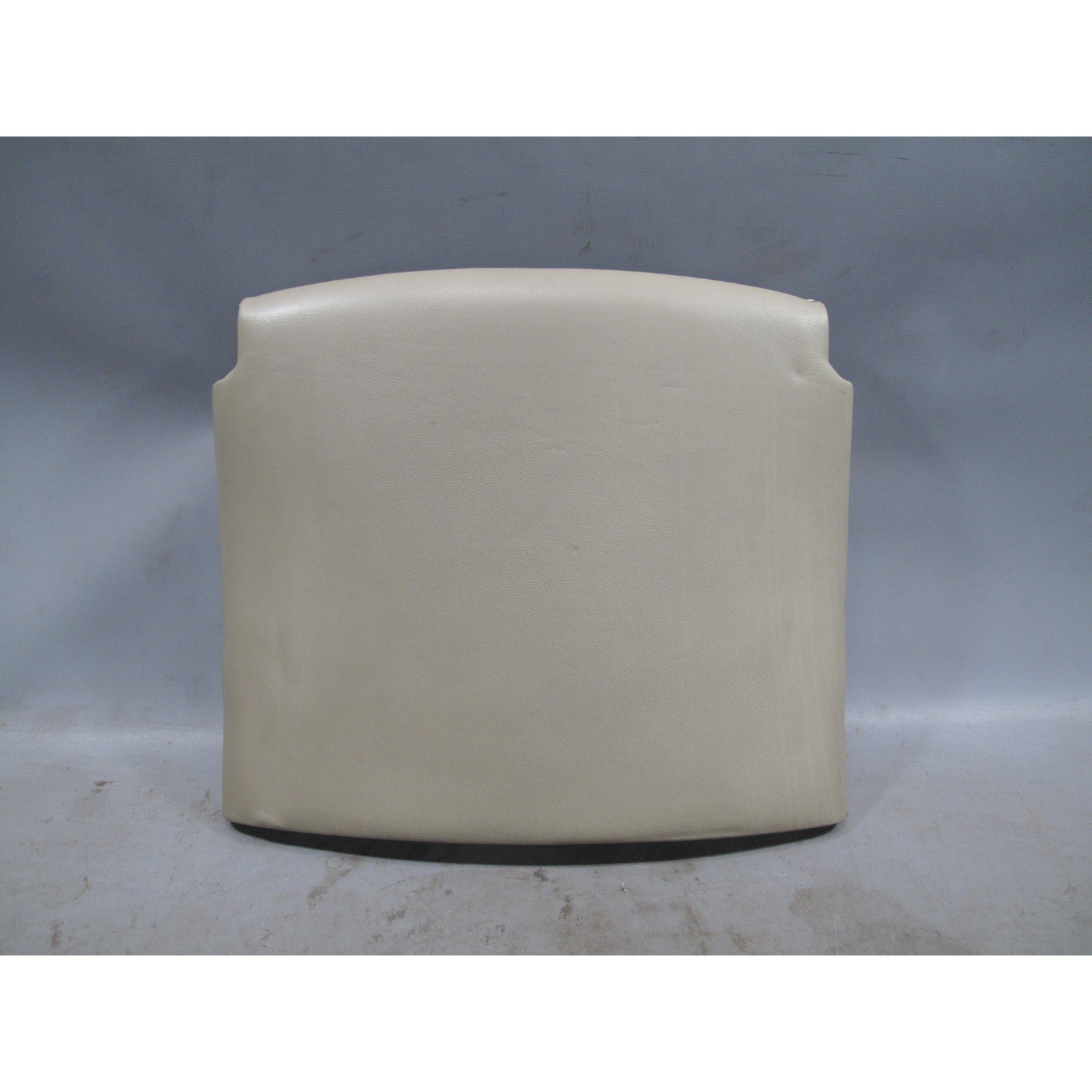 57_796e731a-7385-4232-be77-92387502a63b.jpg 1978-1984 BMW E24 6-Series Front Seat Back Panel Perl Beige Leather OEM - Image 1