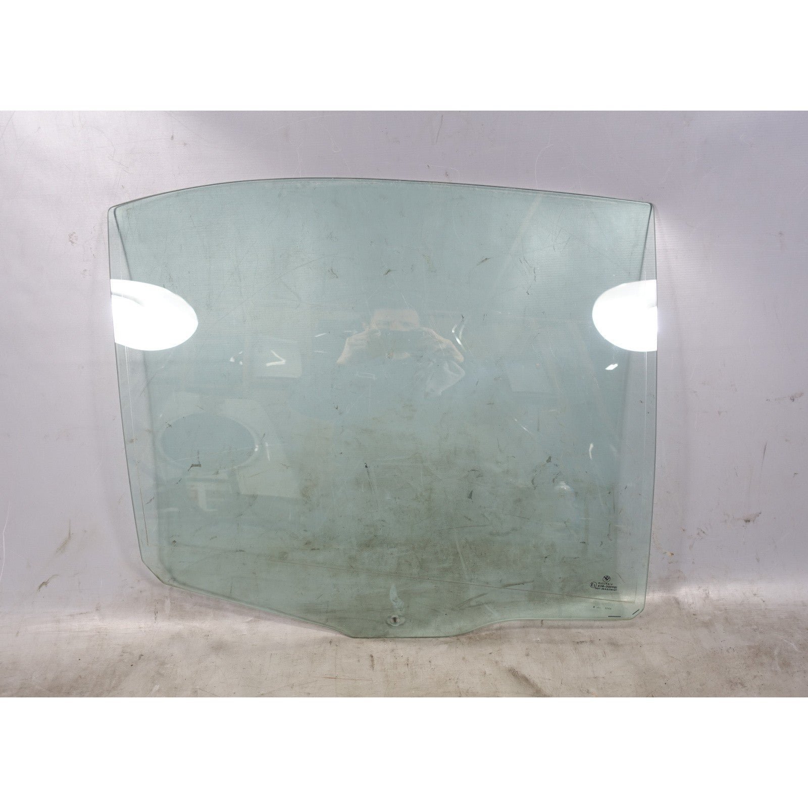57_7c04a149-b105-4bdb-92cb-d737998c28dd.jpg BMW E39 5-Series Sedan Right Rear Door Window Glass 1997-2003 OEM - Image 1