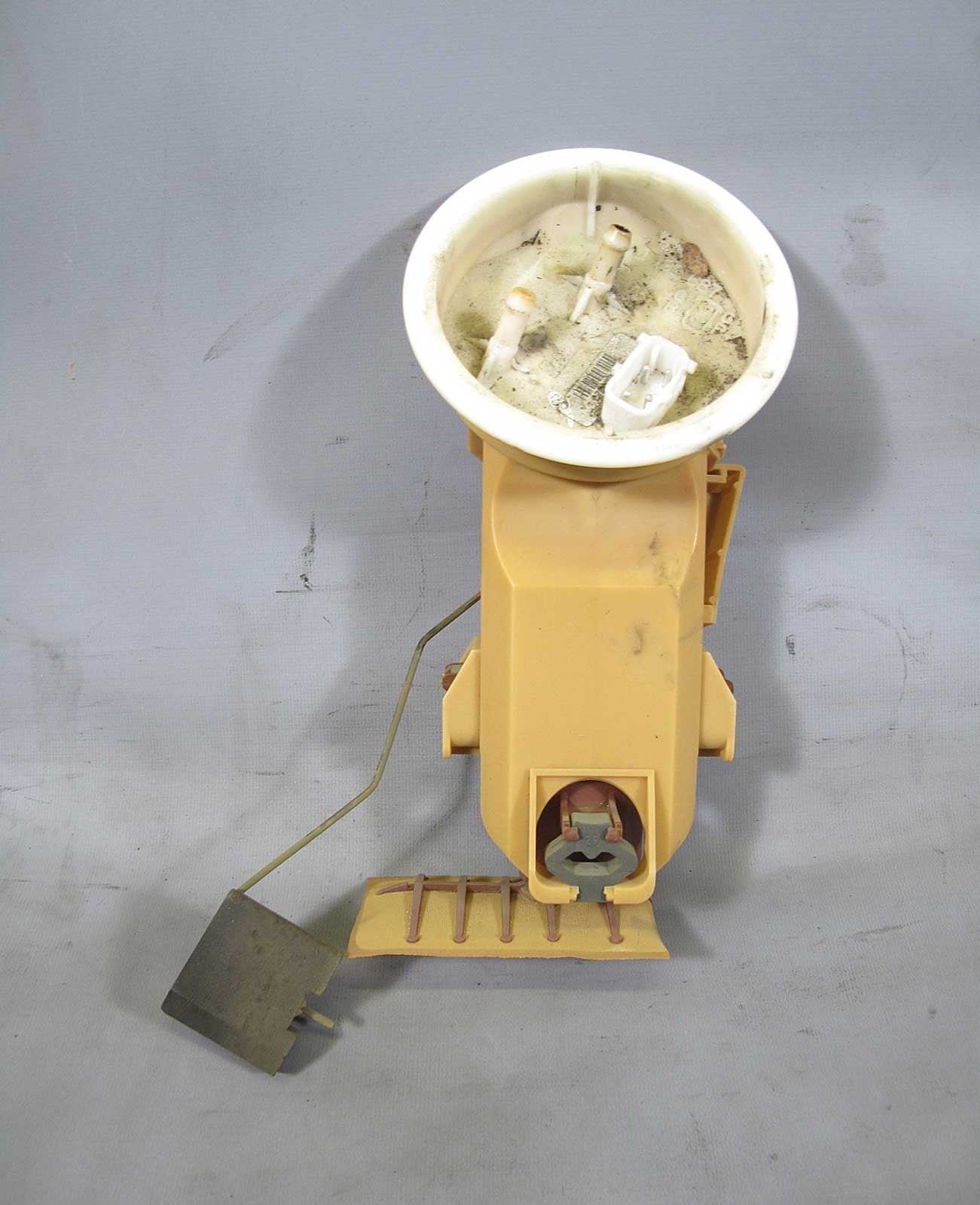 57_7deff782-9133-4959-bfe2-cbcab0718c96.jpg BMW Z3 Fuel Pump w Level Sender 1996-2002 OEM USED Roadster Coupe - Image 1