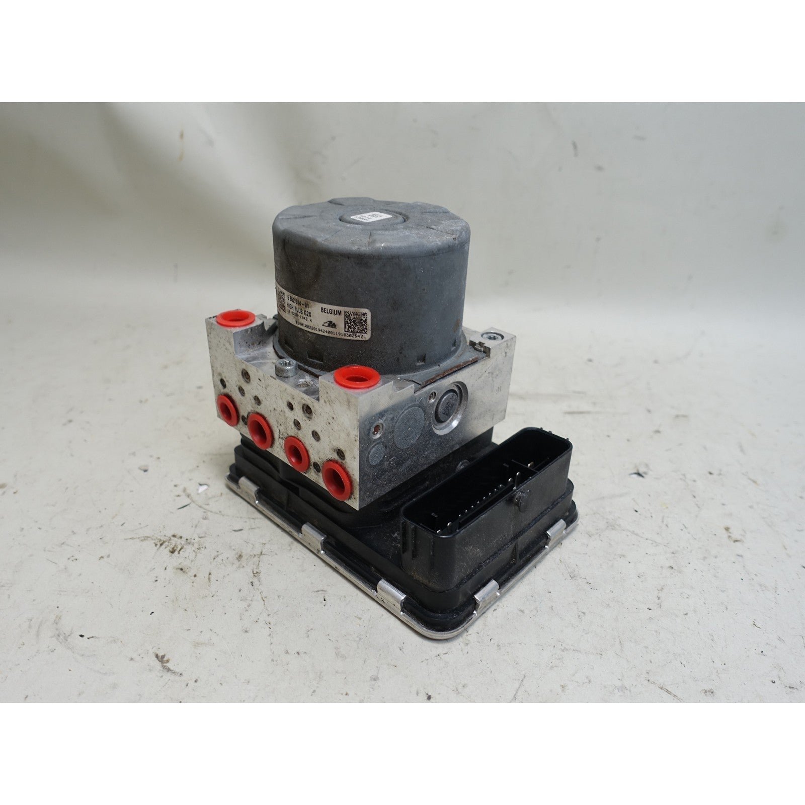 57_85e76e3c-6dc1-4faa-9276-e55db21d05fb.jpg 19-20 BMW G20 3-Series G29 Z4 Factory Anti-Lock Brake DSC Hydro Pump Module OEM - Image 1