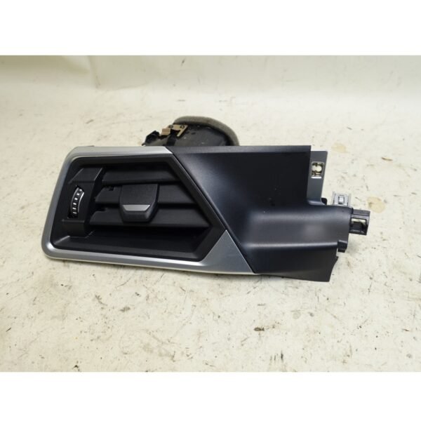 Damaged BMW G20 3-Series G22 G42 Left Front Dashboard Air Vent 2019-2025 OEM