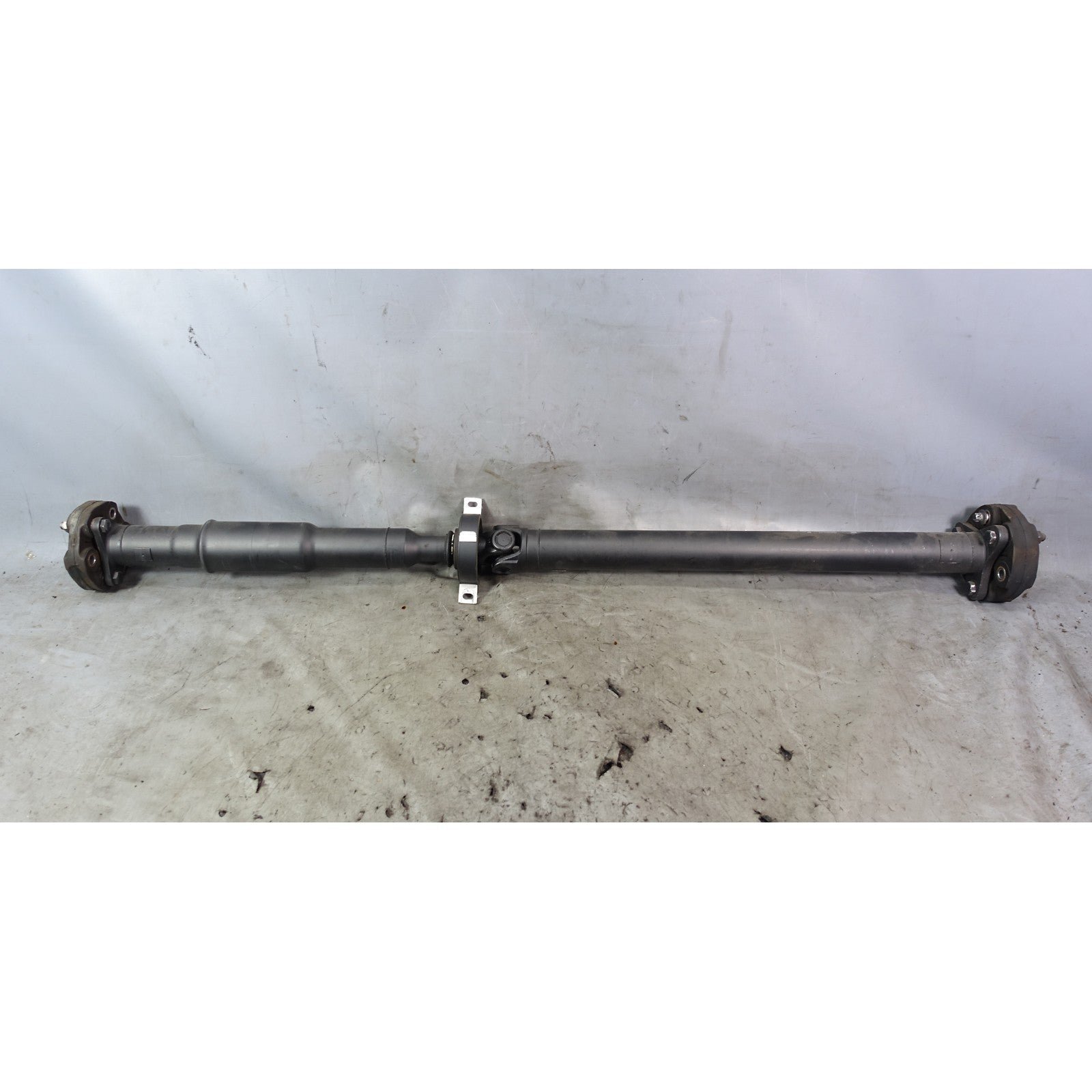57_8bf87e97-9caa-4787-970d-21f42b774664.jpg 2017-2023 BMW G30 540i xDrive AWD Rear Drive Propeller Shaft CV CSB OEM - Image 1
