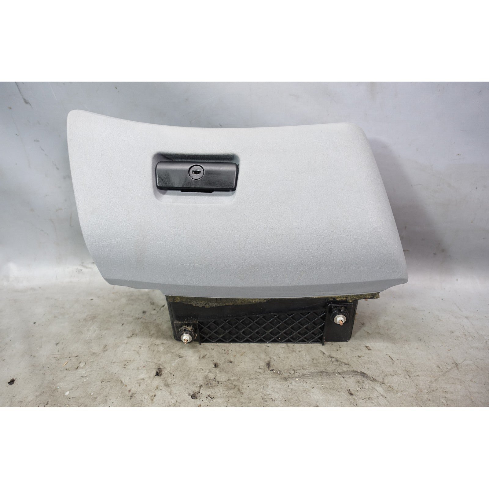 57_8d8786a5-d0bb-4131-8933-91963488bc14.jpg 1999-2003 BMW E39 5-Series Touring Wagon Interior Glove Box Door Grey Vinyl OEM - Image 1