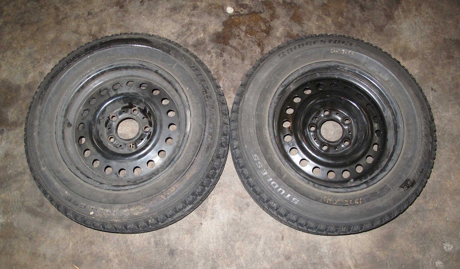 57_913daf46-e667-4087-adcf-0cddc9ff5919.jpg BMW E32 E34 15" Steel Wheel Winter Tire Pair Set 1988-1995 735i 525i OEM USED - Image 1