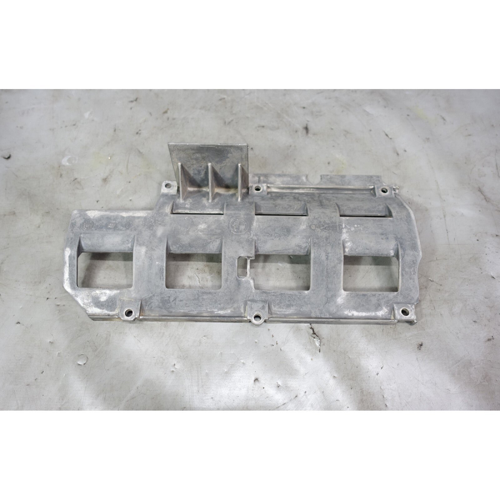 57_96d15529-6c8c-45cb-96d6-8d66200ec098.jpg 1992-1999 BMW E36 318i Z3 1.9 M42 M44 4-Cylinder Oil Pan Crank Case Baffle OEM - Image 1