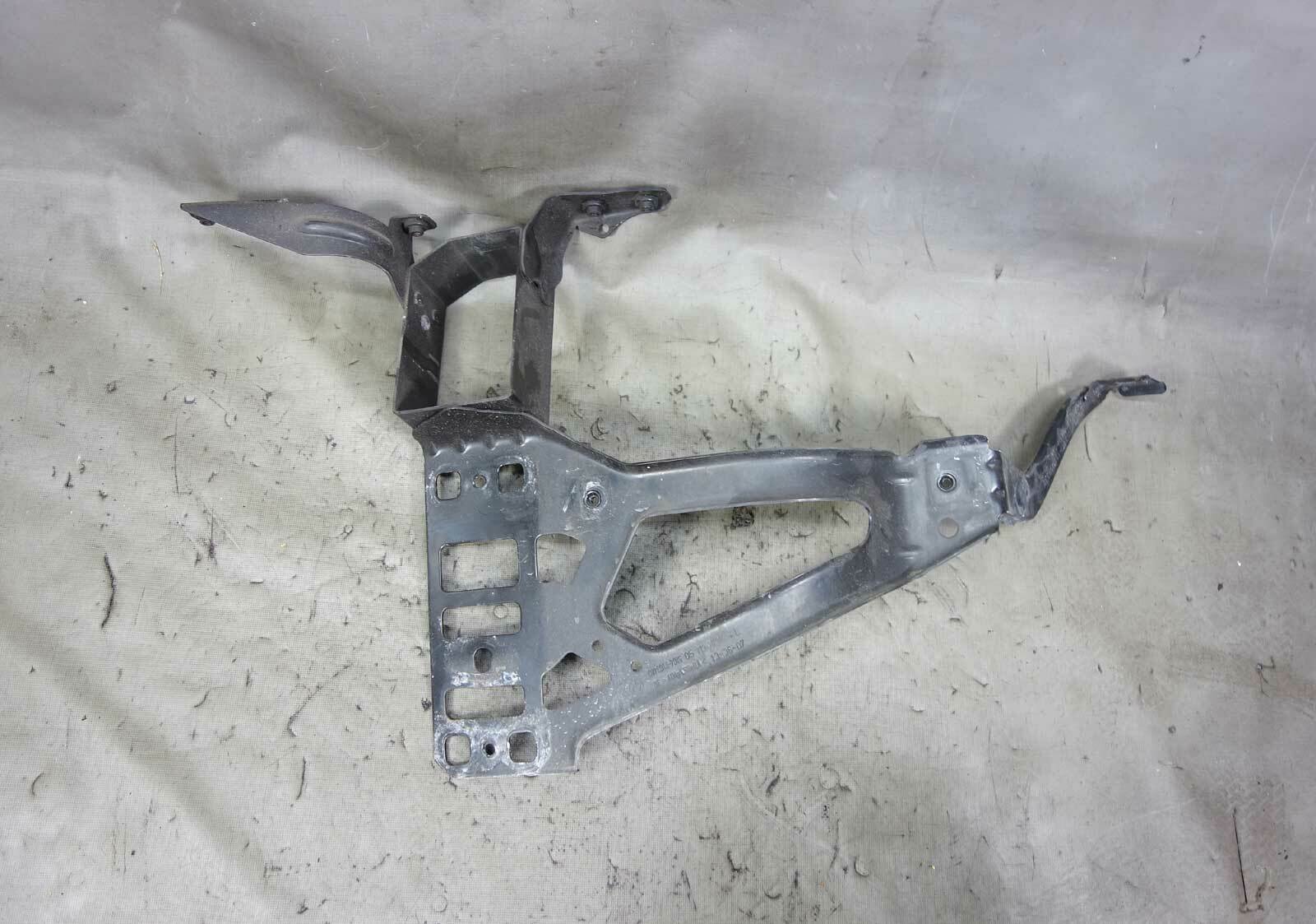 57_9919ef02-138b-4e32-a31e-b00837fd8d9e.jpg 2004-2010 BMW E60 5-Series E61 Left Front Drivers Bumper Bracket OEM - Image 1