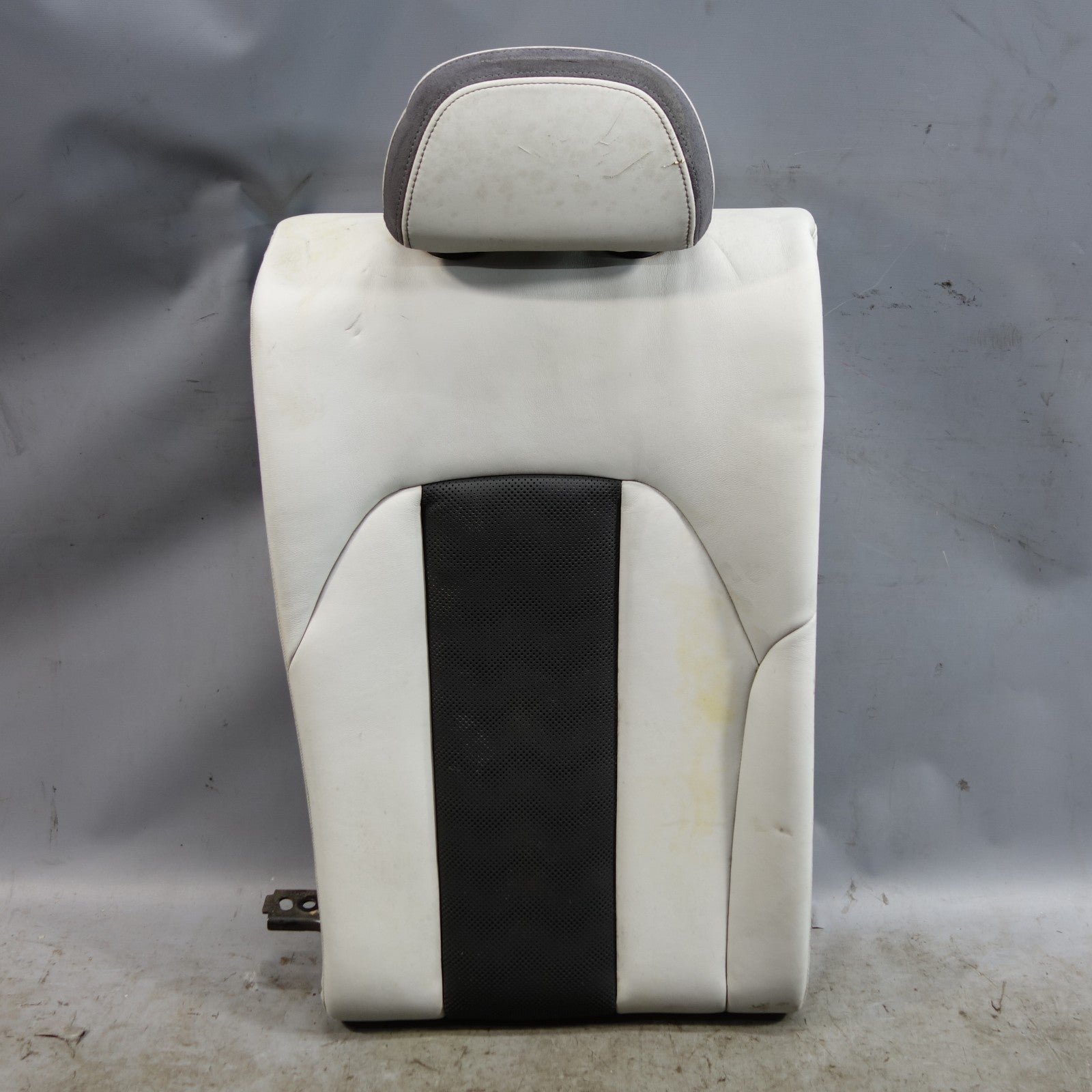 57_9aefb1cb-c38d-4c9d-a567-201f58dccec2.jpg Damaged 21-25 BMW G80 M3 Right Rear Seat Backrest Silverstone Leather OEM - Image 1
