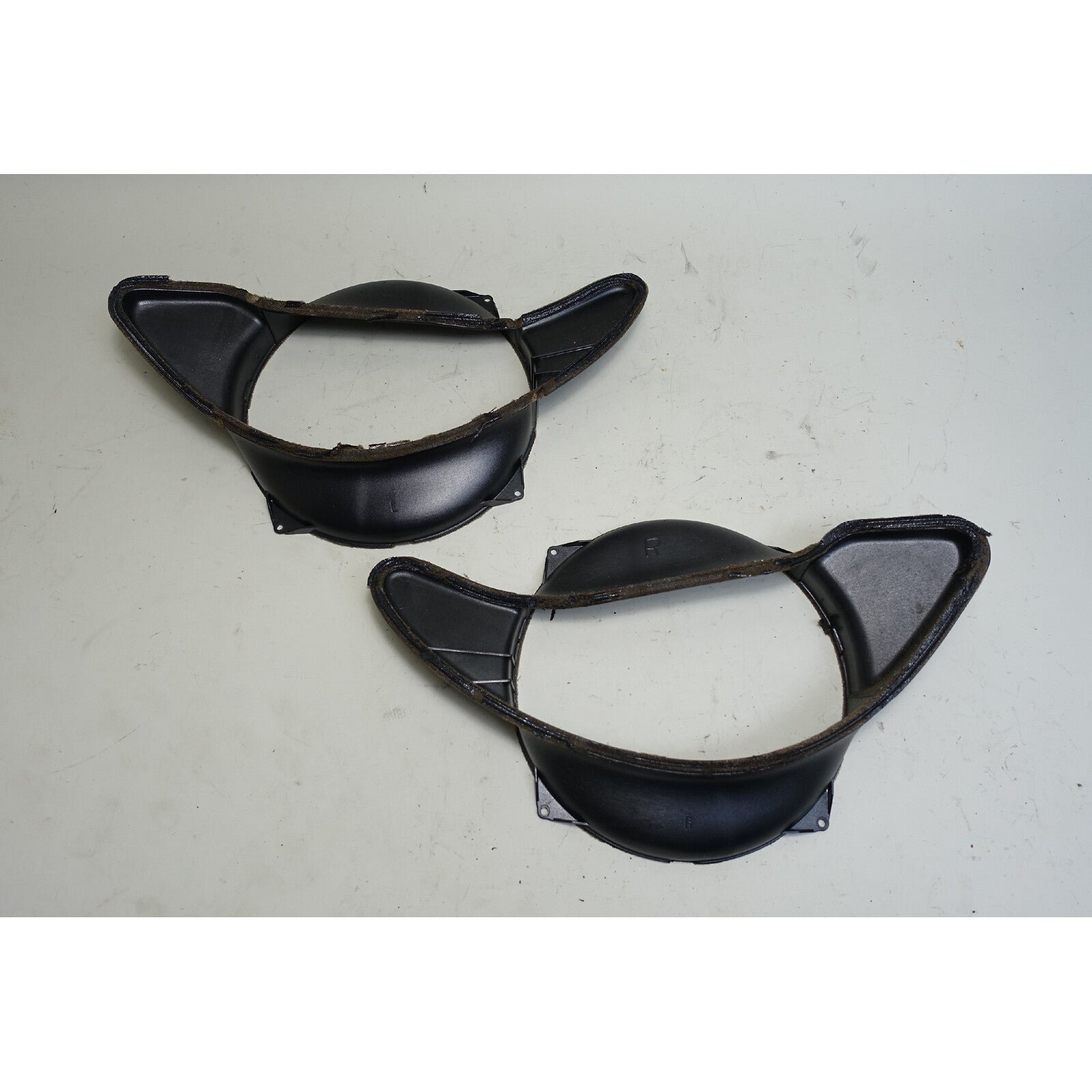 57_9e9b54b3-3609-4dfe-891d-84afa6c5dc9d.jpg 07-10 BMW E64 6-Series Convertible Sound Guide Pair for Subwoofer Speakers OEM - Image 1