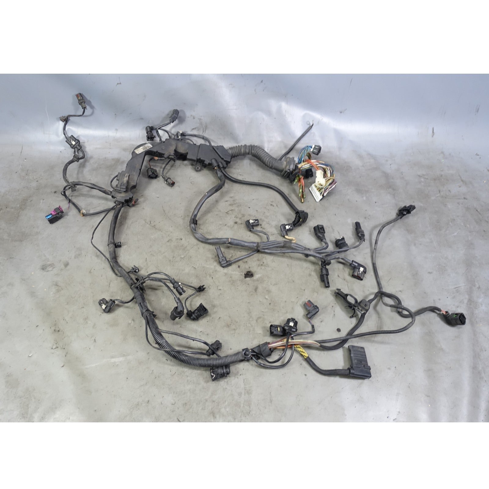 57_a65acc1f-6ec4-4971-a344-e01706044532.jpg Damaged BMW F10 F02 N57 Diesel Engine Wiring Harness 535dX 740LdX 2014-2016 OEM - Image 1