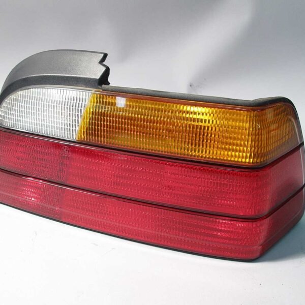 1992-1999 BMW E36 3-Series 2dr Right Rear Passenger Tail Light 6 Cyl OEM USED